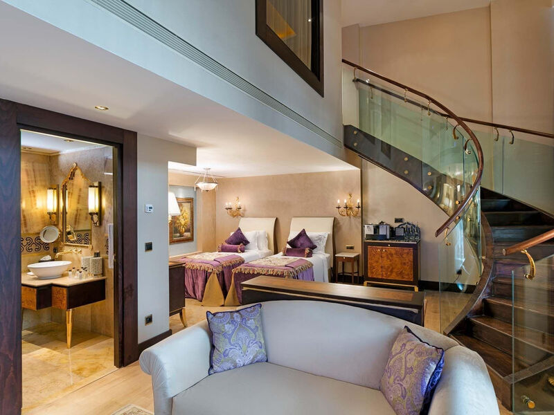 Titanic Mardan Palace