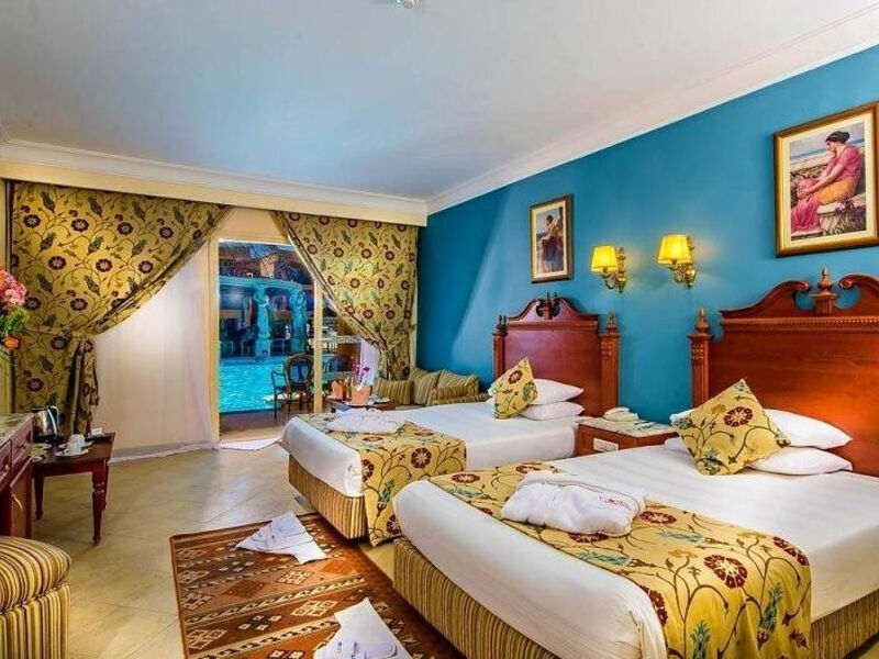 Titanic Palace
