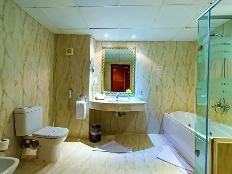 Titanic Palace