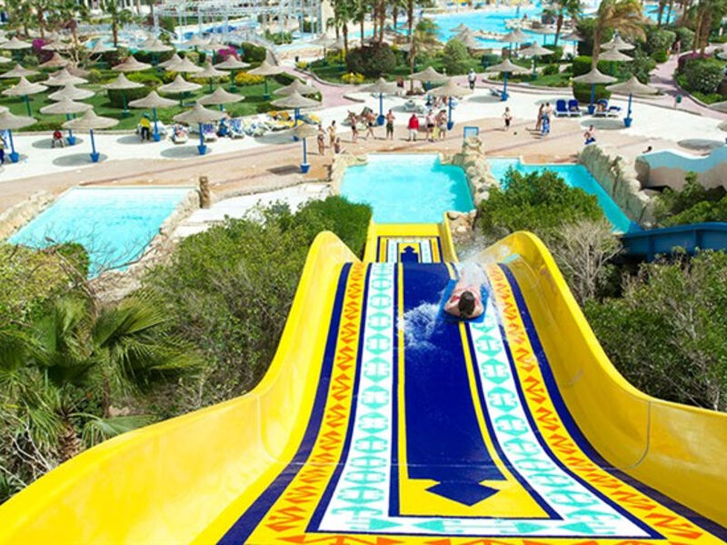 Titanic Resort & Aqua Park