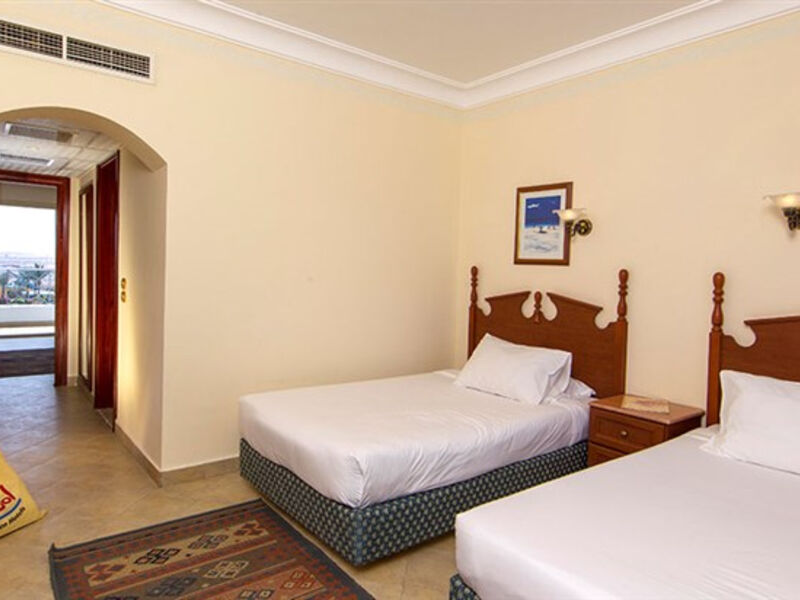 Titanic Resort & Aqua Park