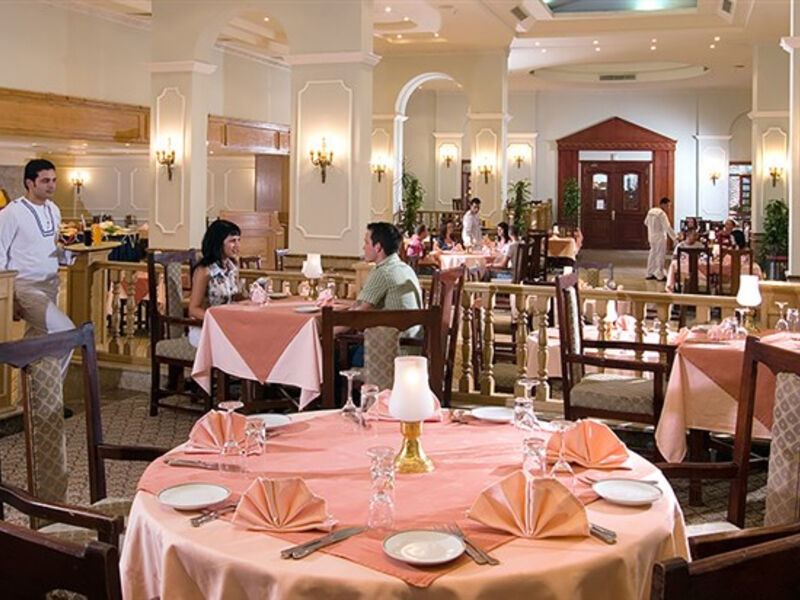 Titanic Resort & Aqua Park