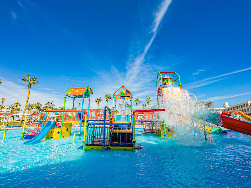 Titanic Resort & Aqua Park