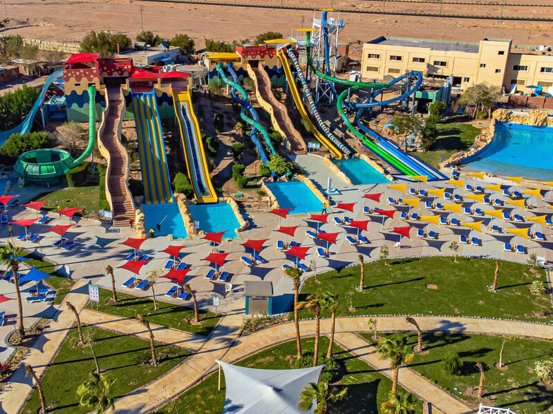 Titanic Resort & Aqua Park
