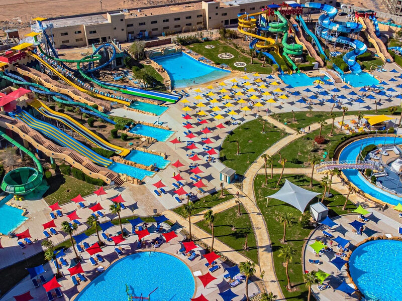 Titanic Resort & Aqua Park
