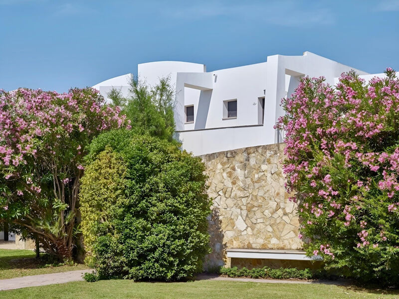 Torreserena Resort
