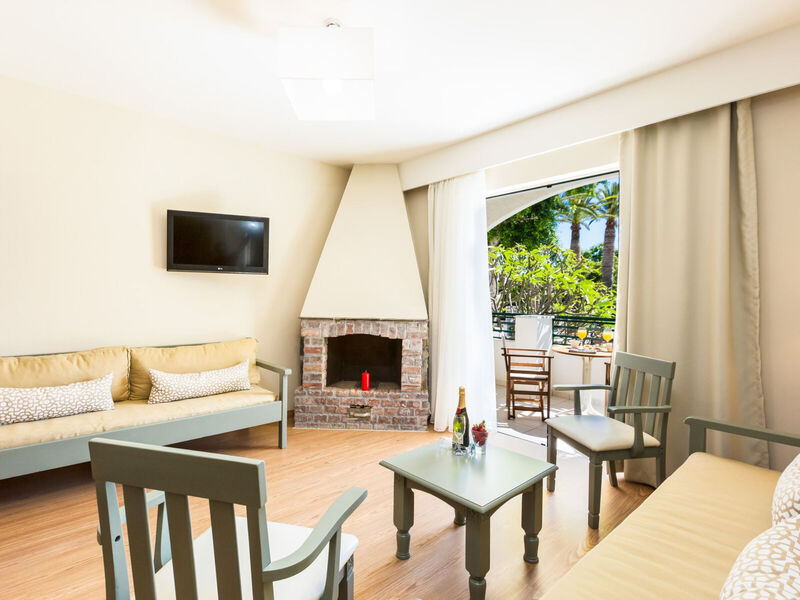 Trefon Hotel & Apartments