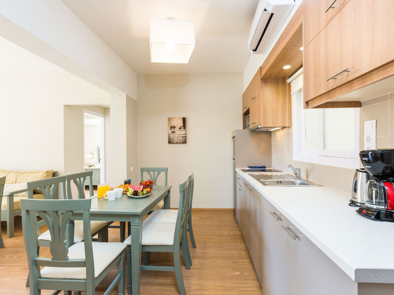 Trefon Hotel & Apartments