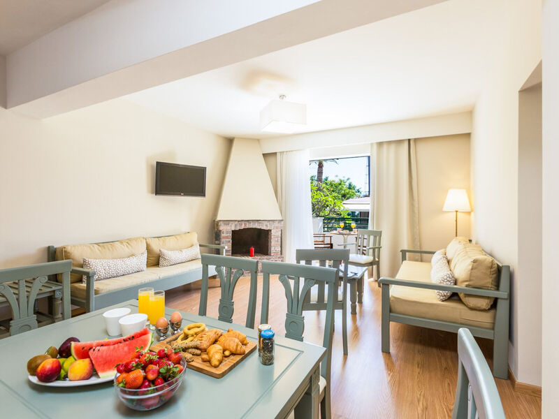 Trefon Hotel & Apartments