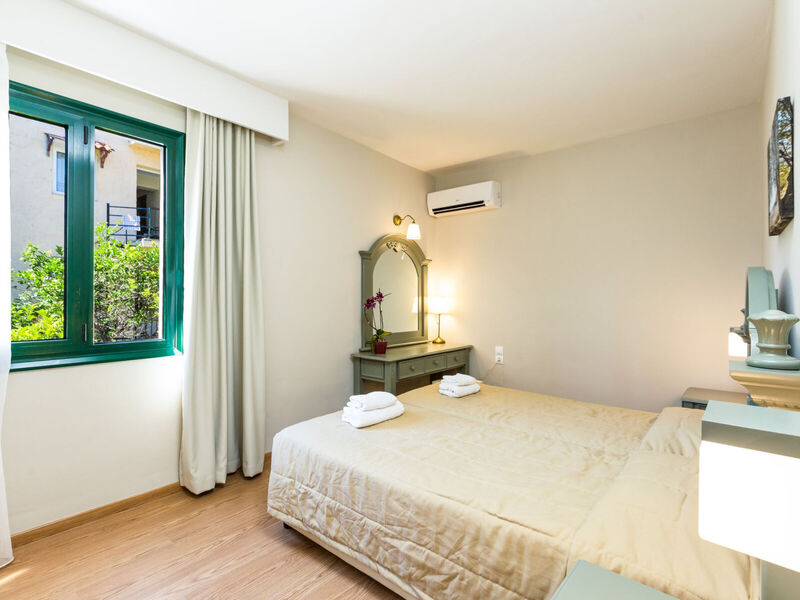 Trefon Hotel & Apartments