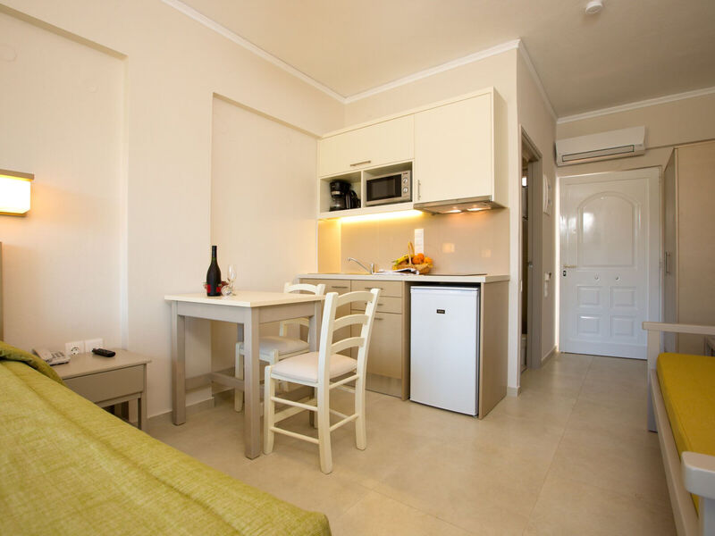 Trefon Hotel & Apartments