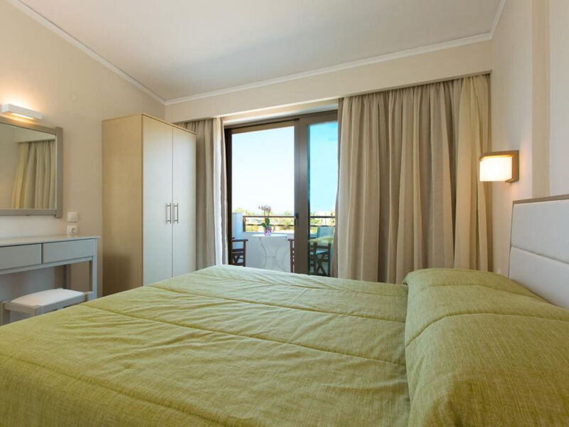 Trefon Hotel & Apartments