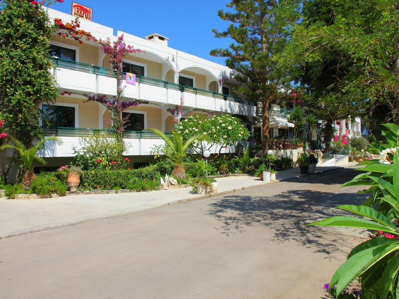 Trefon Hotel & Apartments