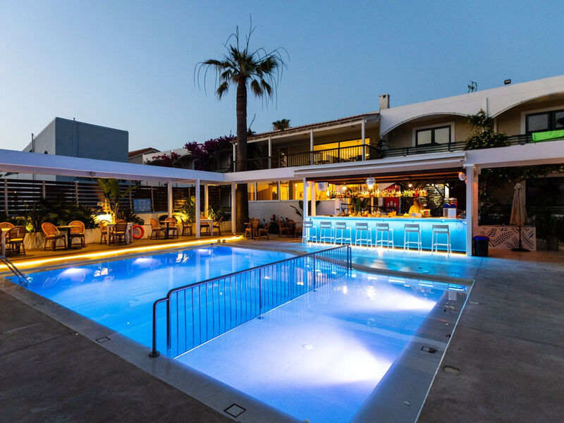 Trefon Hotel & Apartments