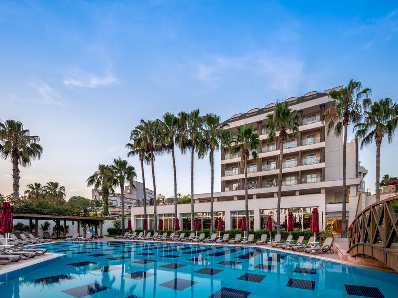 Trendy Palm Beach