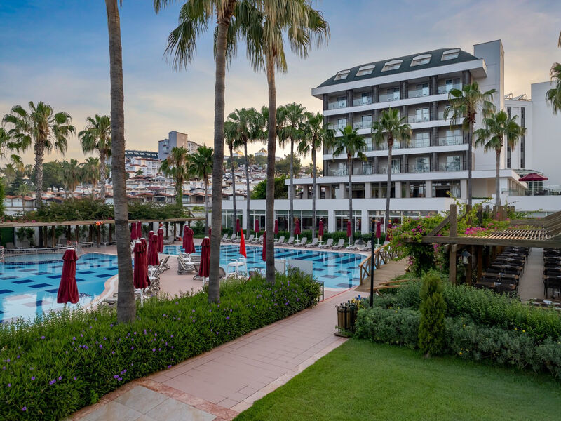 Trendy Palm Beach