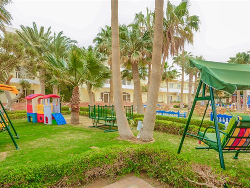 Royal Star Empire Beach Resort
