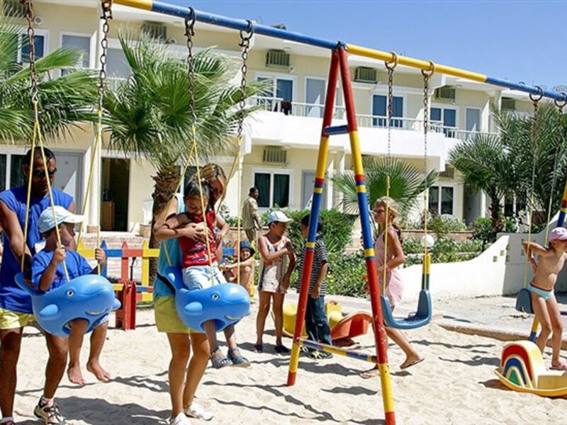 Royal Star Empire Beach Resort