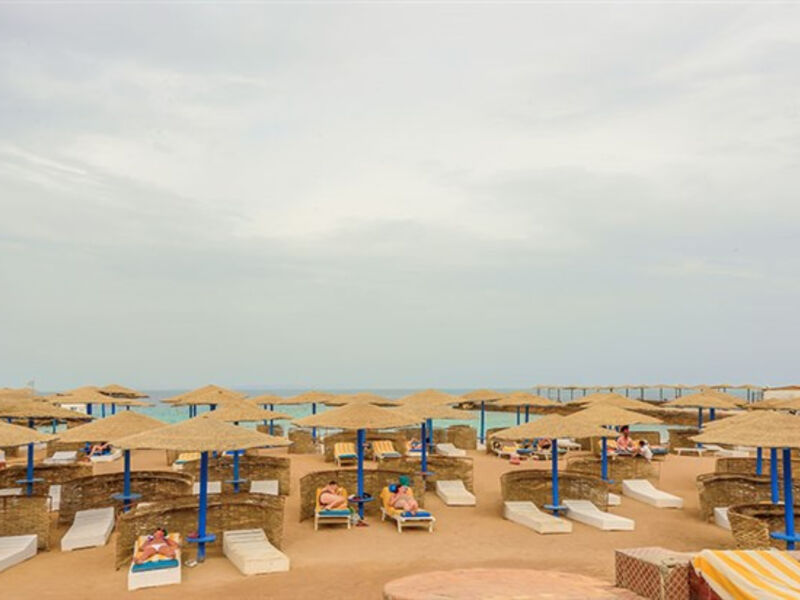 Royal Star Empire Beach Resort