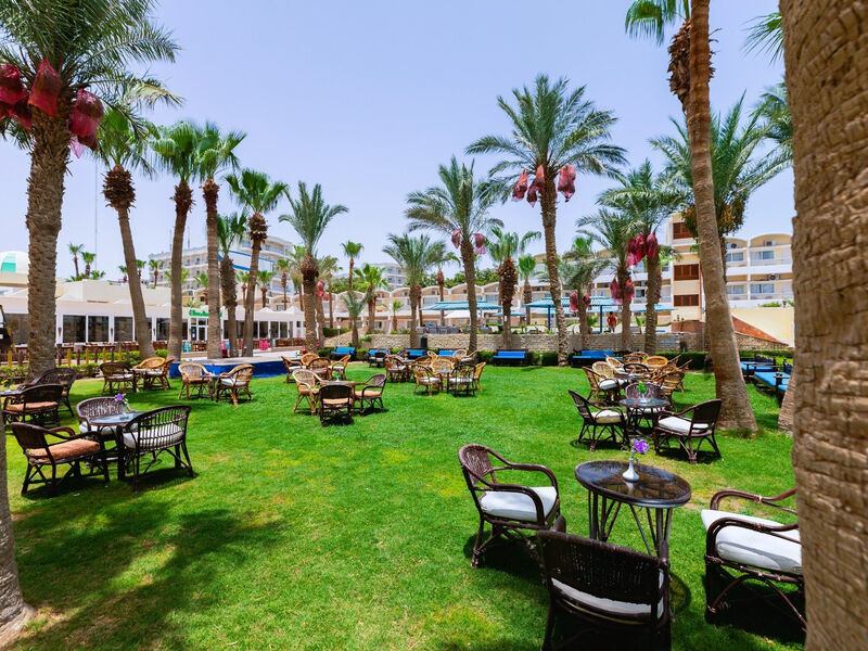 Triton Empire Resort