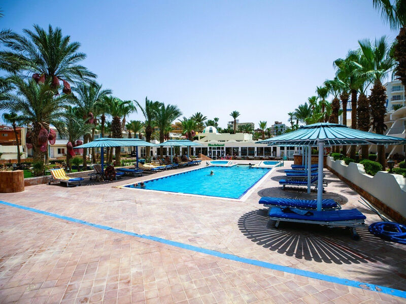 Triton Empire Resort