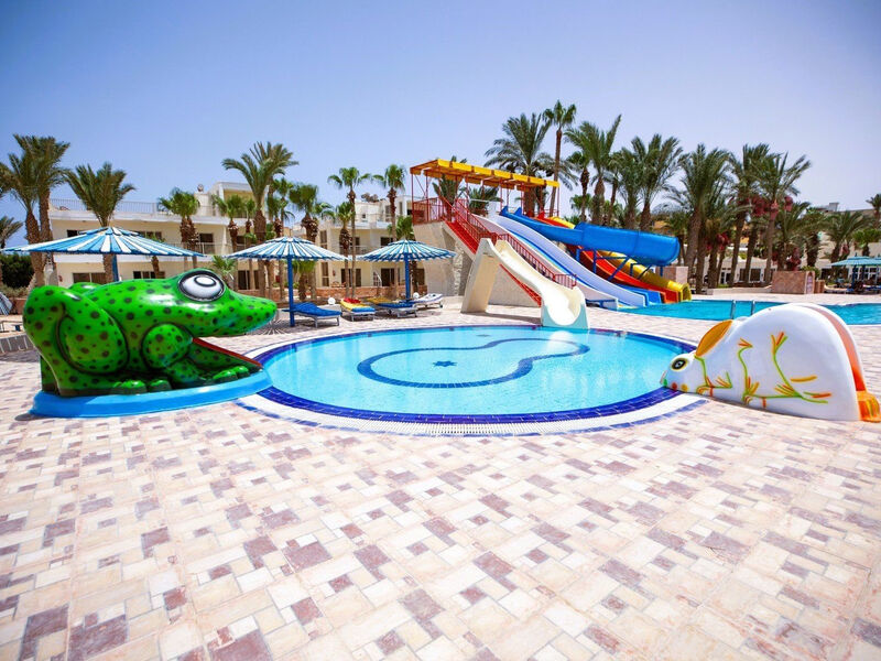 Triton Empire Resort