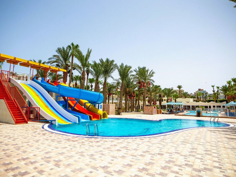 Triton Empire Resort