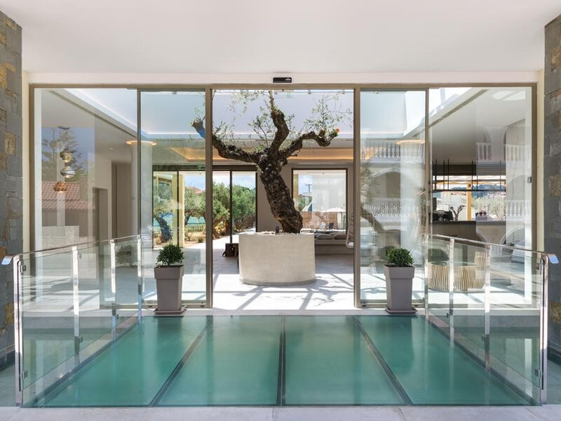 Tsamis Zante Suites