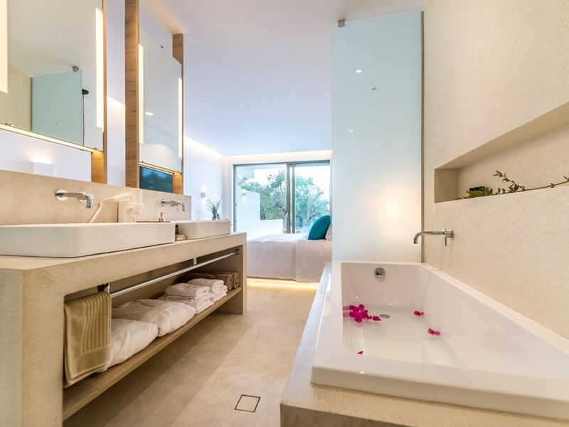 Tsamis Zante Suites