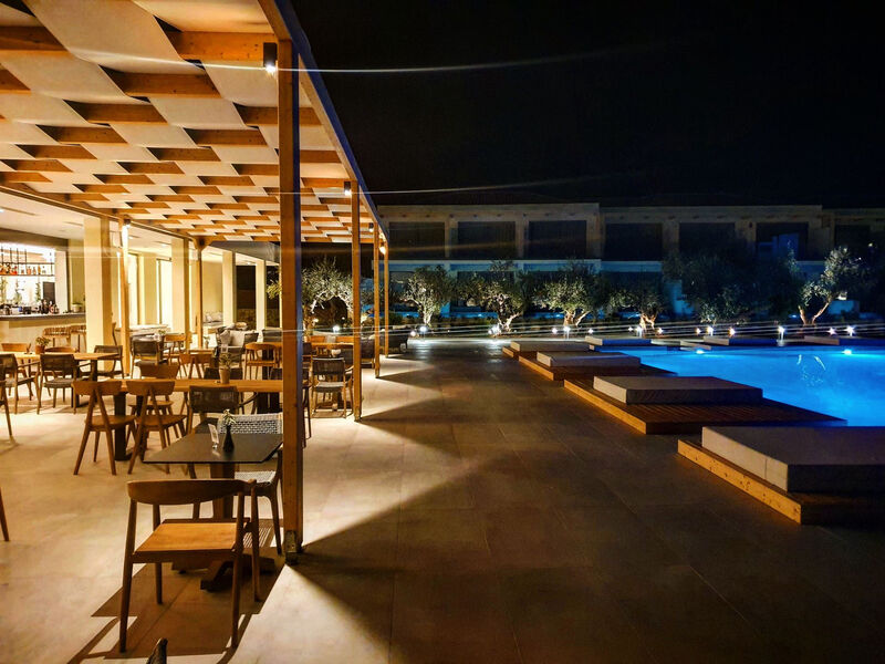 Tsamis Zante Suites