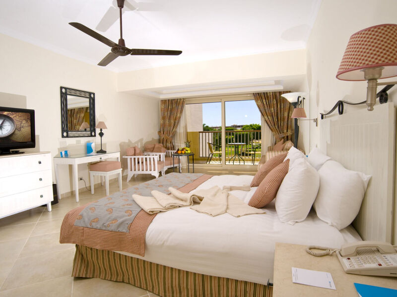 Tui Blue Crystal Bay