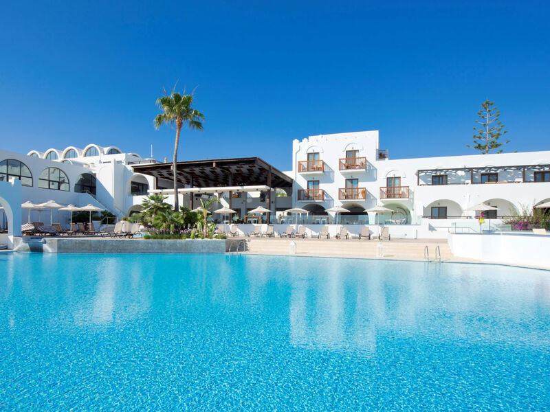 Tui Blue Oceanis Beach Resort & Spa