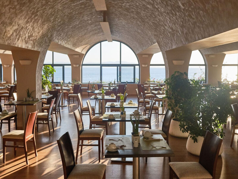 Tui Blue Oceanis Beach Resort & Spa