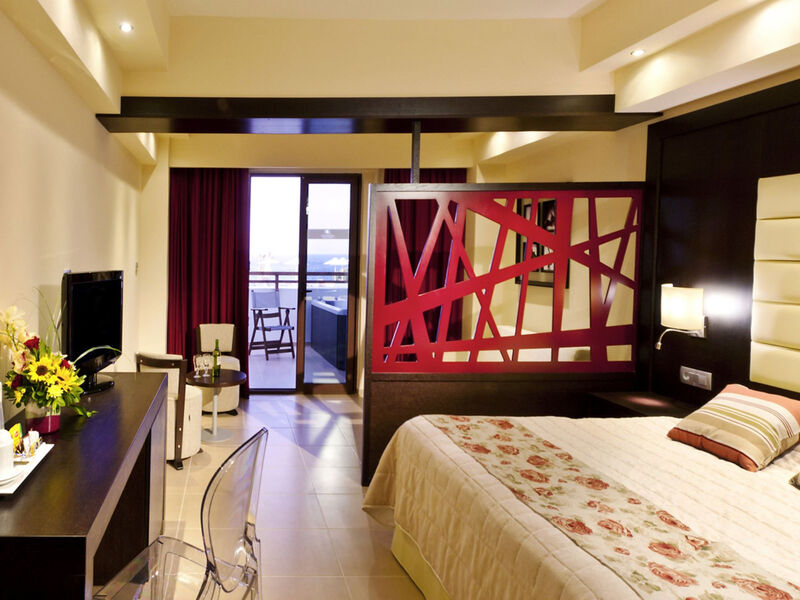 Tui Blue Oceanis Beach Resort & Spa