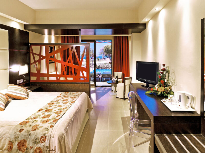 Tui Blue Oceanis Beach Resort & Spa