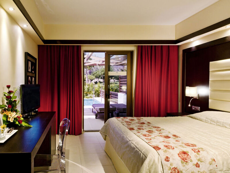 Tui Blue Oceanis Beach Resort & Spa