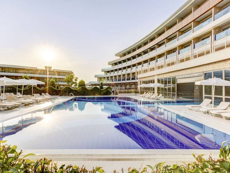 Tui Magic Life Jacaranda
