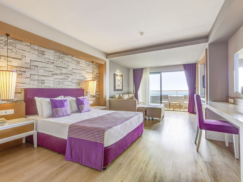 Tui Magic Life Jacaranda