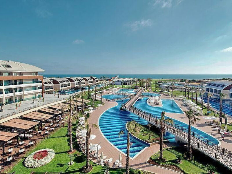 Tui Magic Life Jacaranda