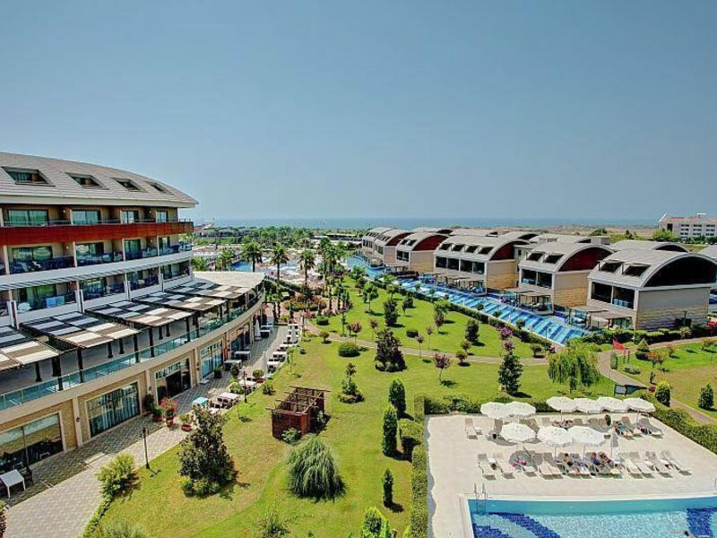 Tui Magic Life Jacaranda