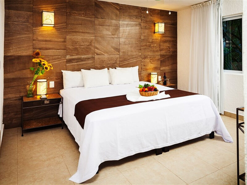 Tukan Hotel & Beach Club