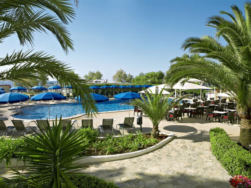 Universal Castell Royal