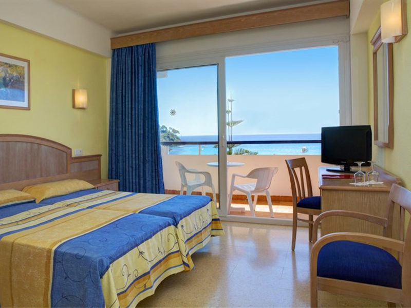 Universal Castell Royal