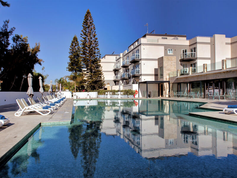 Urban Valley Resort & Spa