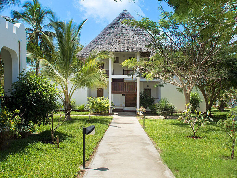 Uroa Bay Beach Resort