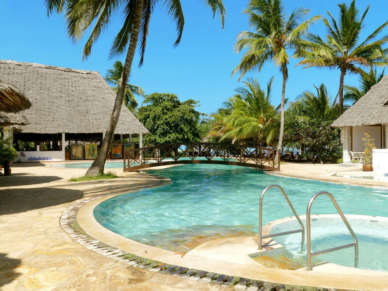 Uroa Bay Beach Resort