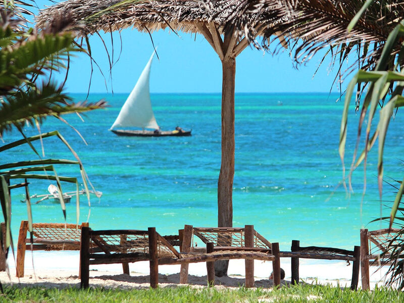 Uroa Bay Beach Resort