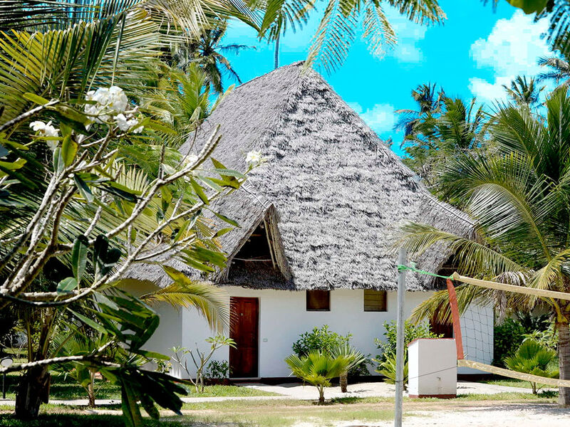Uroa Bay Beach Resort