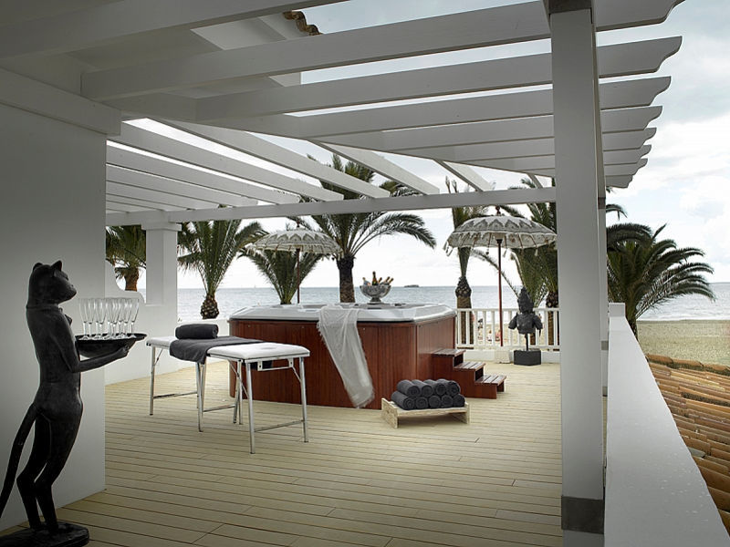 Ushuaia Ibiza Beach