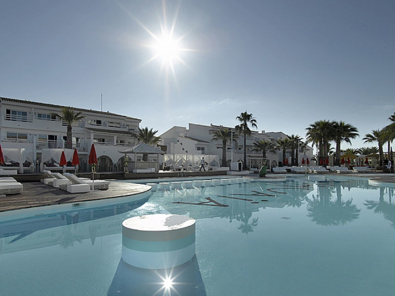 Ushuaia Ibiza Beach